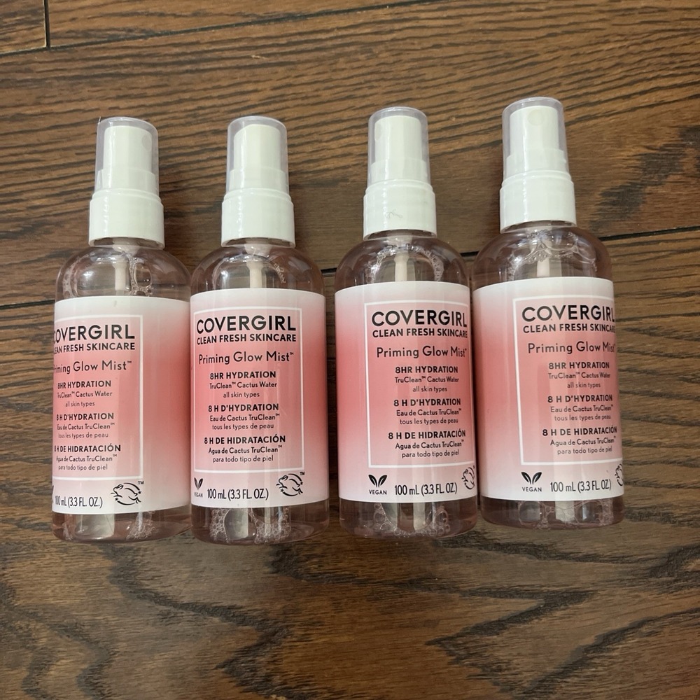 CoverGirl Clean Fresh Skincare Priming Glow Mist 3.3fl oz 4 Pack New